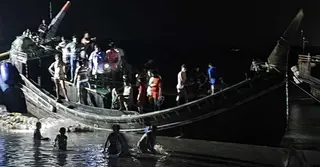 কুতুবদিয়ায় সাগরে ট্রলারডুবিতে নিহত চার জেলে, নিখোঁজ ১